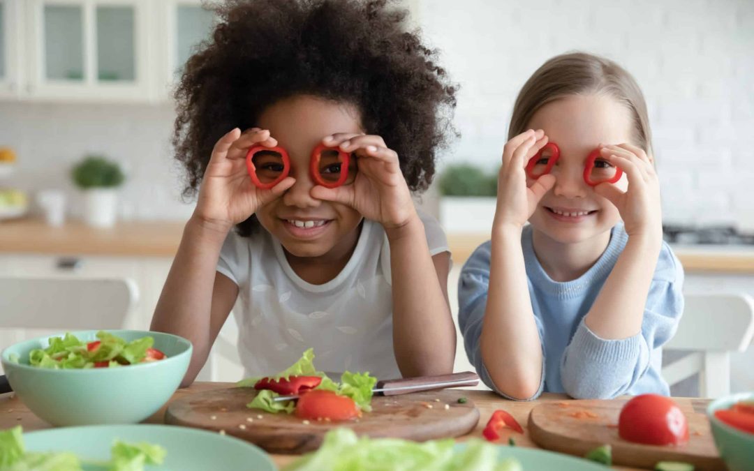 8 Ways to Introduce New Foods to Kids