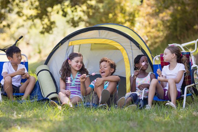 30 Fun Backyard Summer Bucket List Ideas for Toddlers