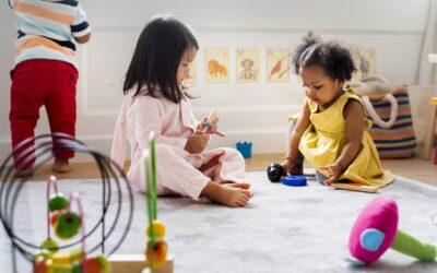 Parents’ Guide to the Stages of Play